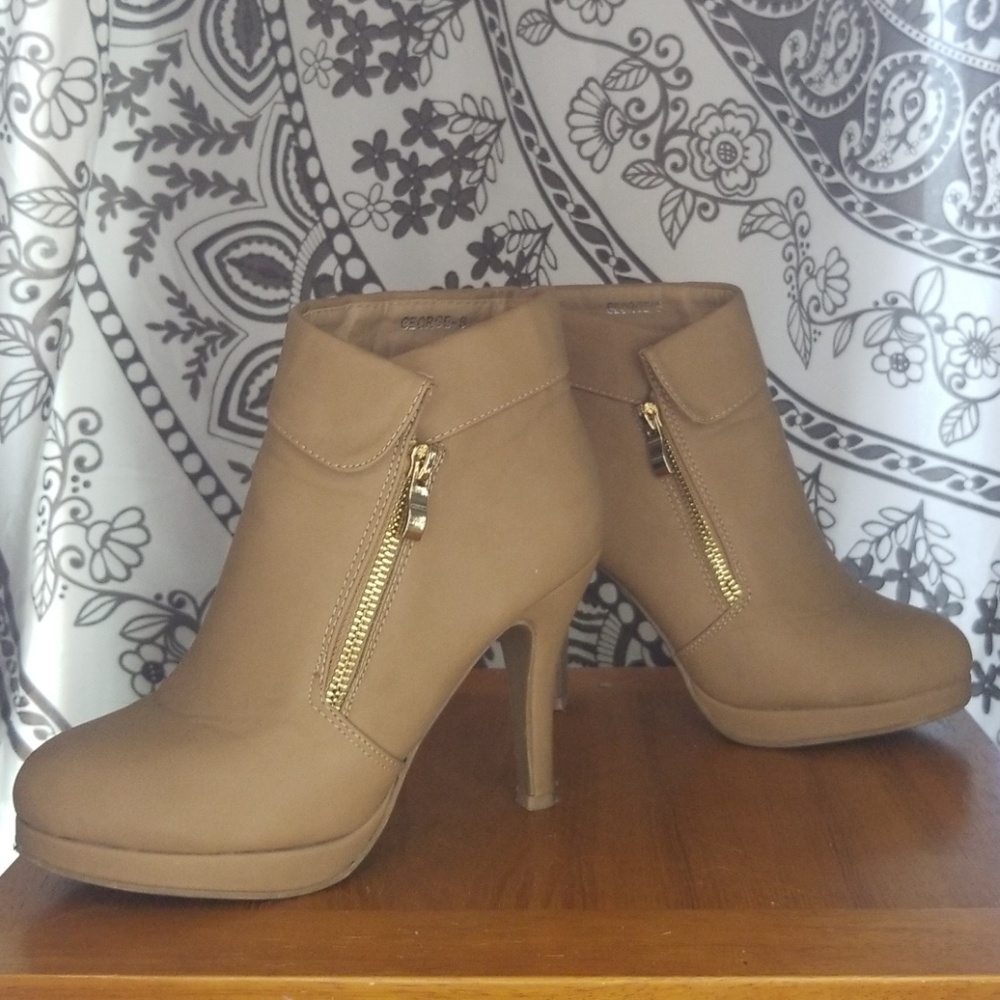 Top Moda nude stiletto ankle boots